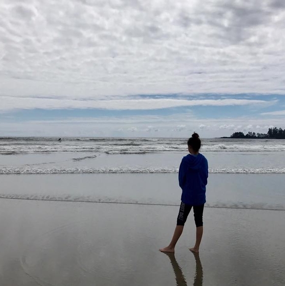 Meet your Posher, Jade - Picture 1 of 1